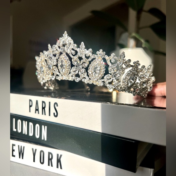 David's Bridal Accessories - David’s Bridal Crown